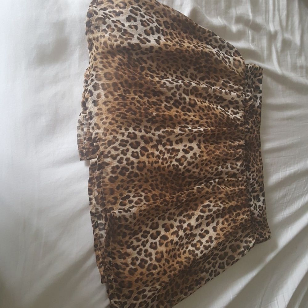 Leopard skater skirt